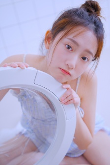 小吴帮忙